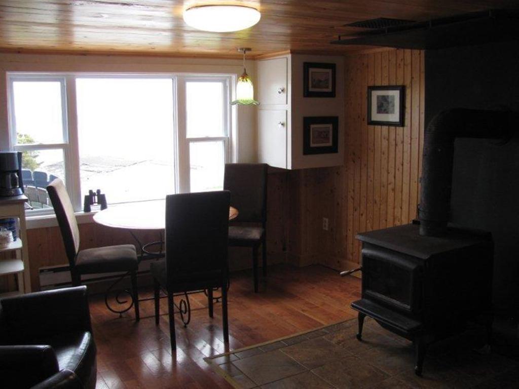 Wolf Cove Retreat House Villa Amherst Cove Eksteriør billede